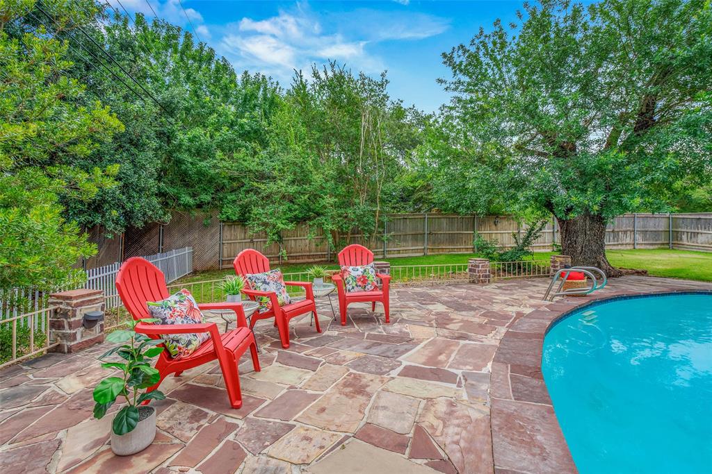 3001 Rustling Oaks Drive, Bryan, Texas image 39