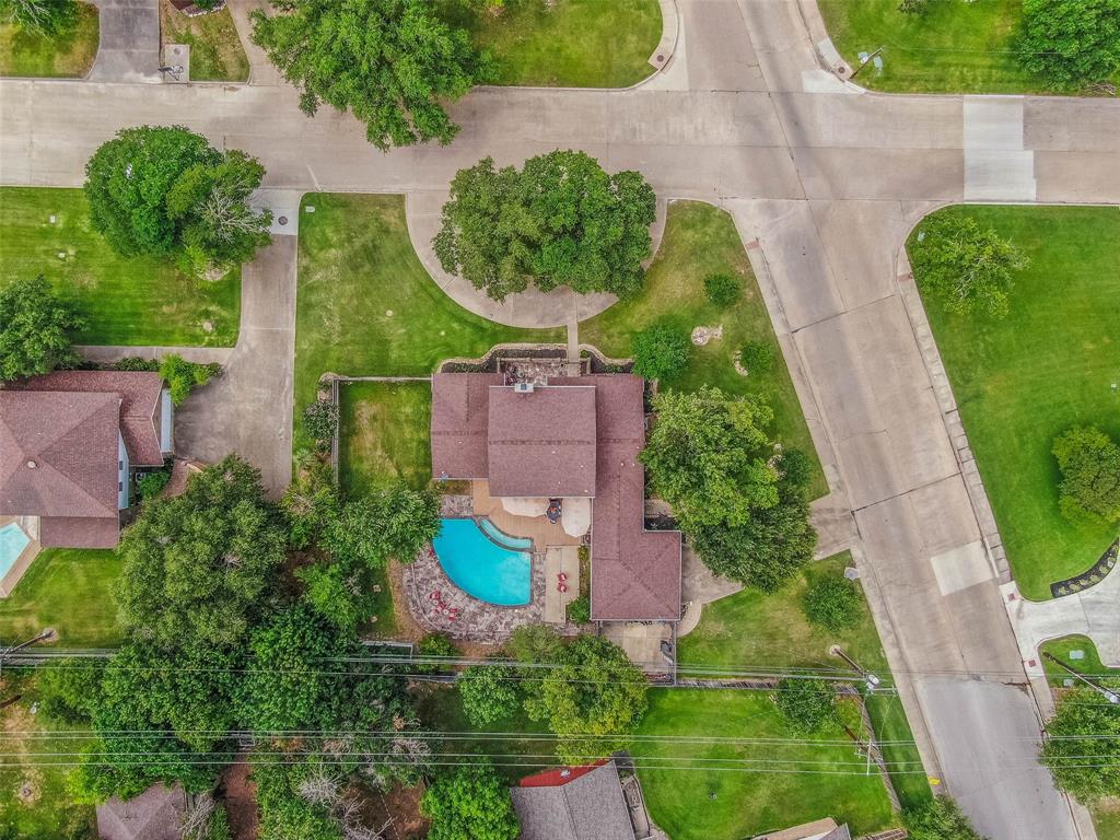 3001 Rustling Oaks Drive, Bryan, Texas image 48