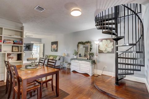 Quadruplex in Houston TX 324 Alabama Street 29.jpg