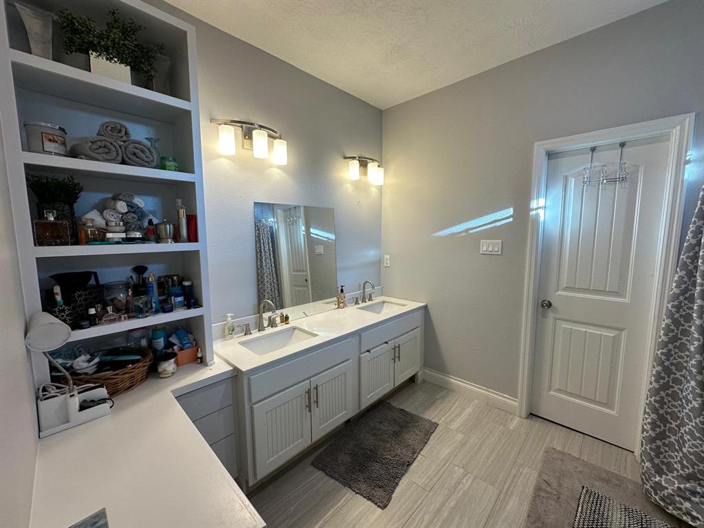 20811 Hickory Farm Drive, Katy, Texas image 3