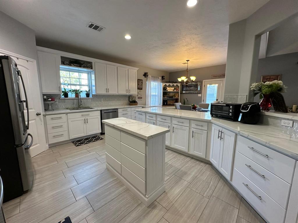 20811 Hickory Farm Drive, Katy, Texas image 8