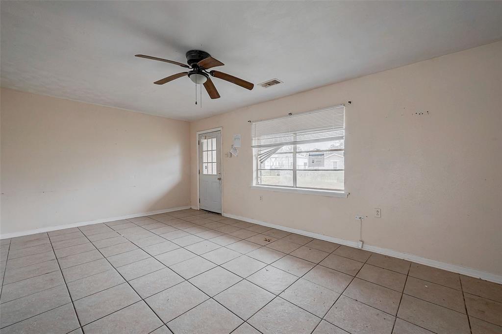 201 Taft Street, La Marque, Texas image 4