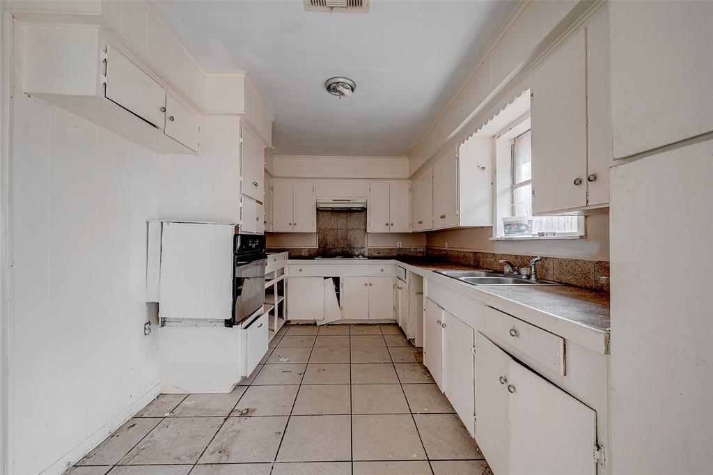 201 Taft Street, La Marque, Texas image 8