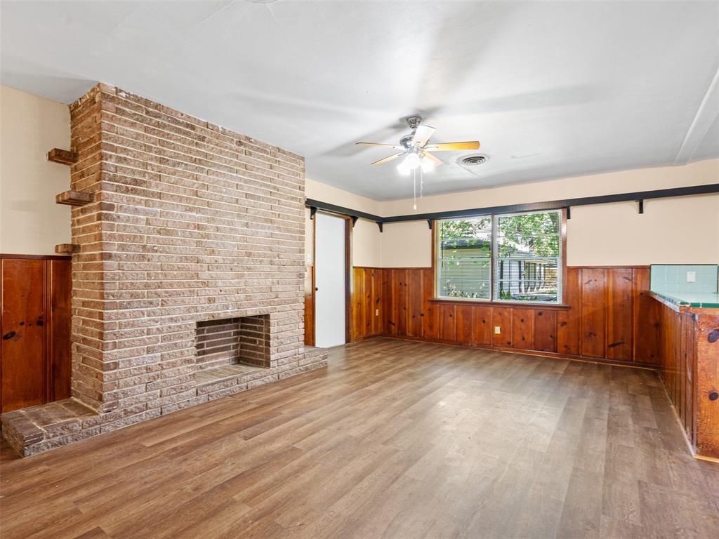 1004 3rd Street, Texas City, Texas image 3