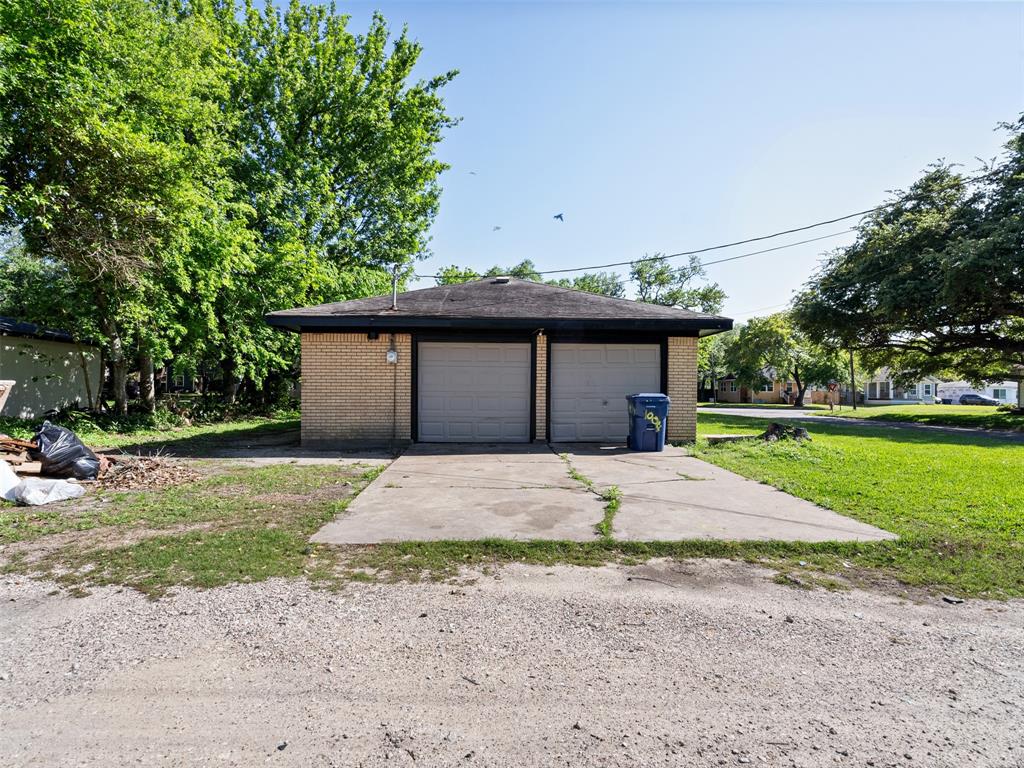 1004 3rd Street, Texas City, Texas image 18