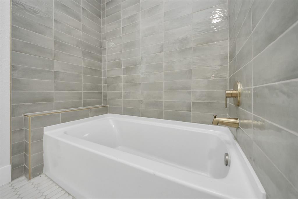 5614 Oakhaven Lane, Houston, Texas image 23