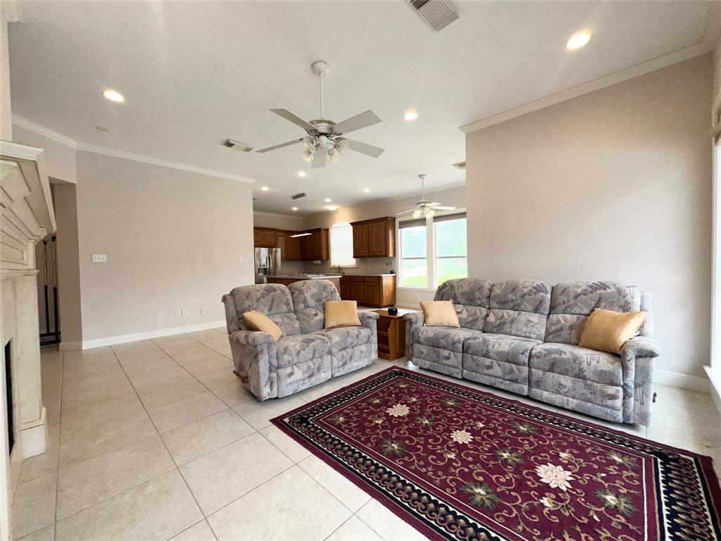 105 Harvard Oaks Drive
