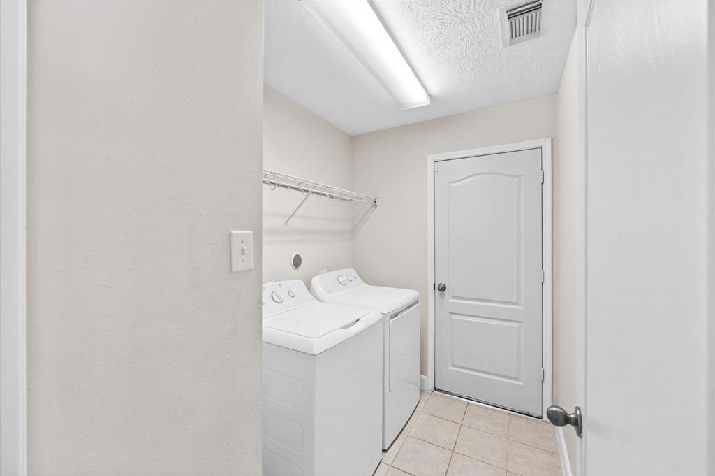 30215 Saw Oaks Drive, Magnolia, Texas image 18
