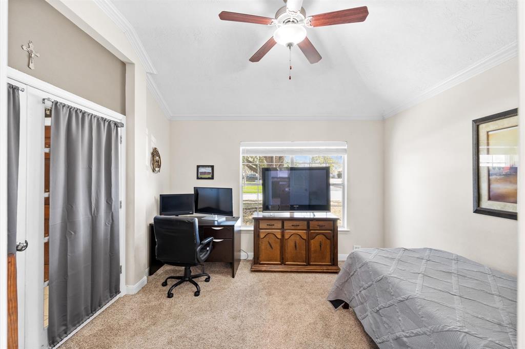 30215 Saw Oaks Drive, Magnolia, Texas image 13