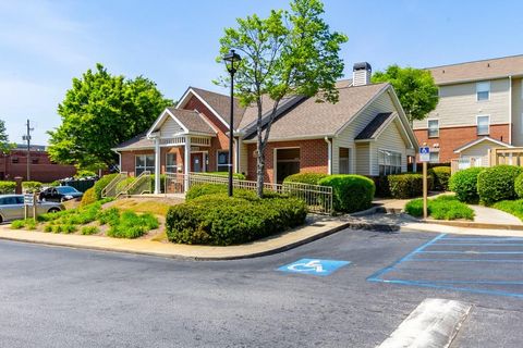 Condo For Rent - 835 Oglethorpe Pl Ave<br/> Atlanta, GA 30310