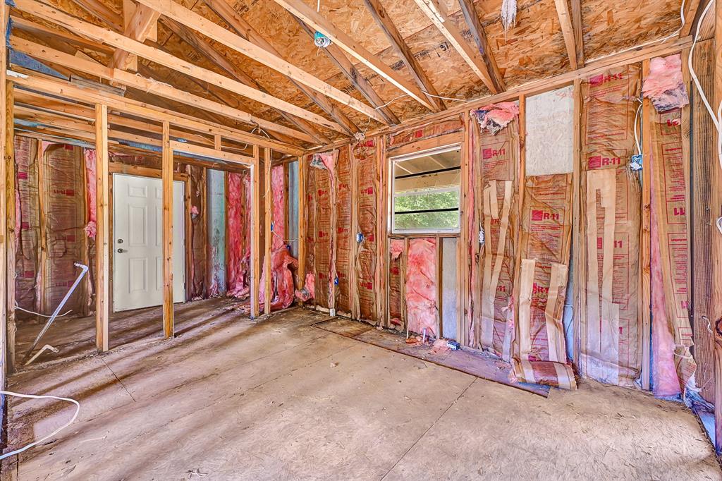 26417 Bedias Drive, Bedias, Texas image 22