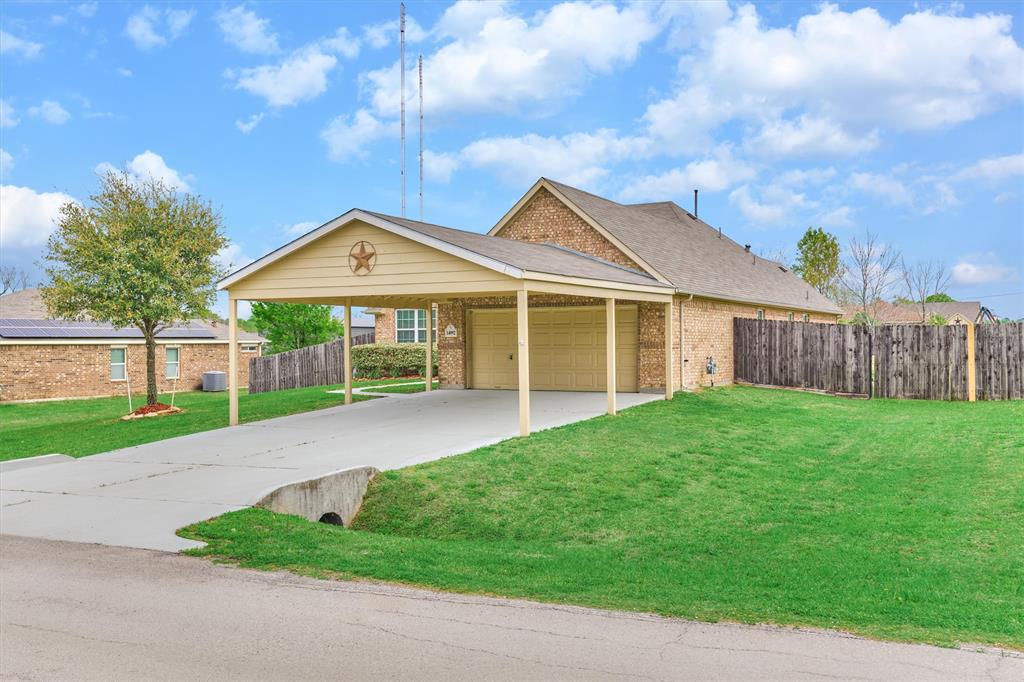 14092 Overstreet Drive, Willis, Texas image 4