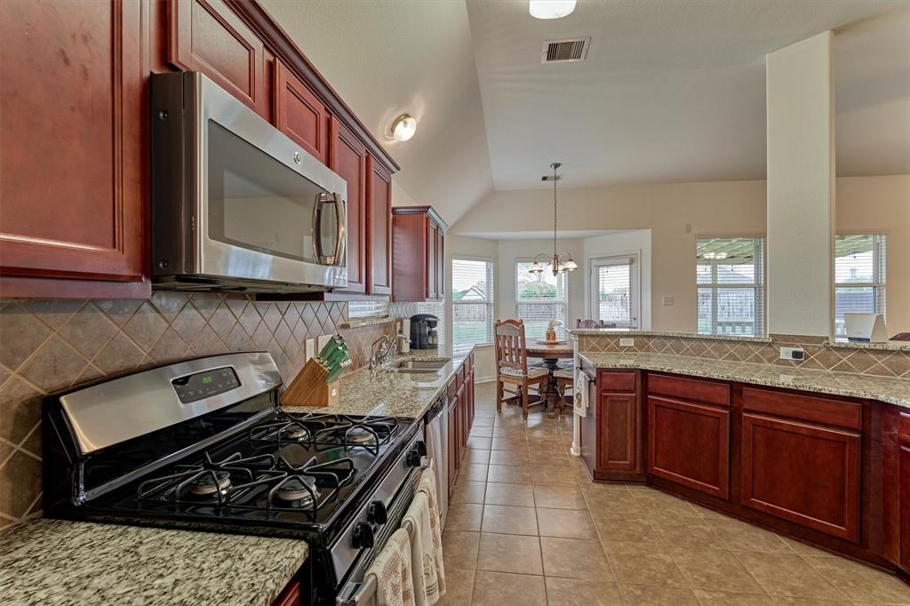 14092 Overstreet Drive, Willis, Texas image 15