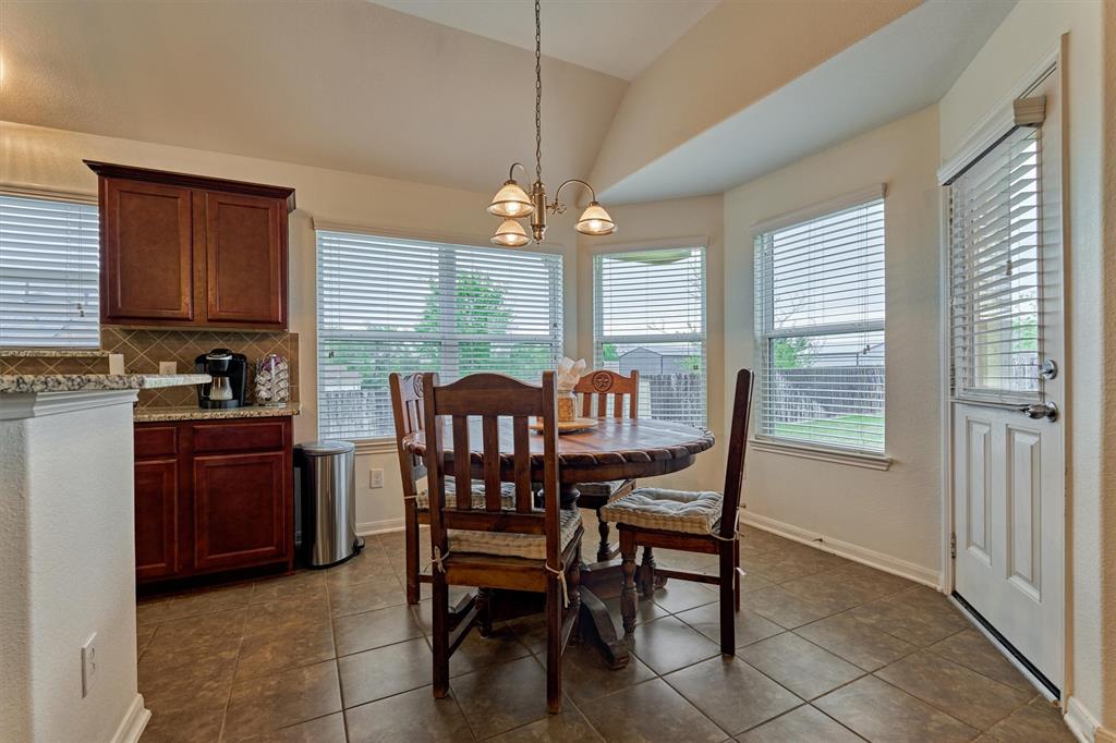 14092 Overstreet Drive, Willis, Texas image 18