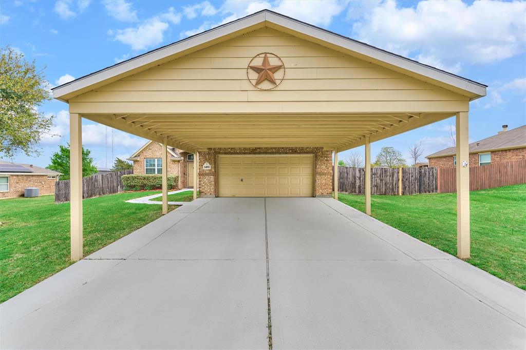 14092 Overstreet Drive, Willis, Texas image 5