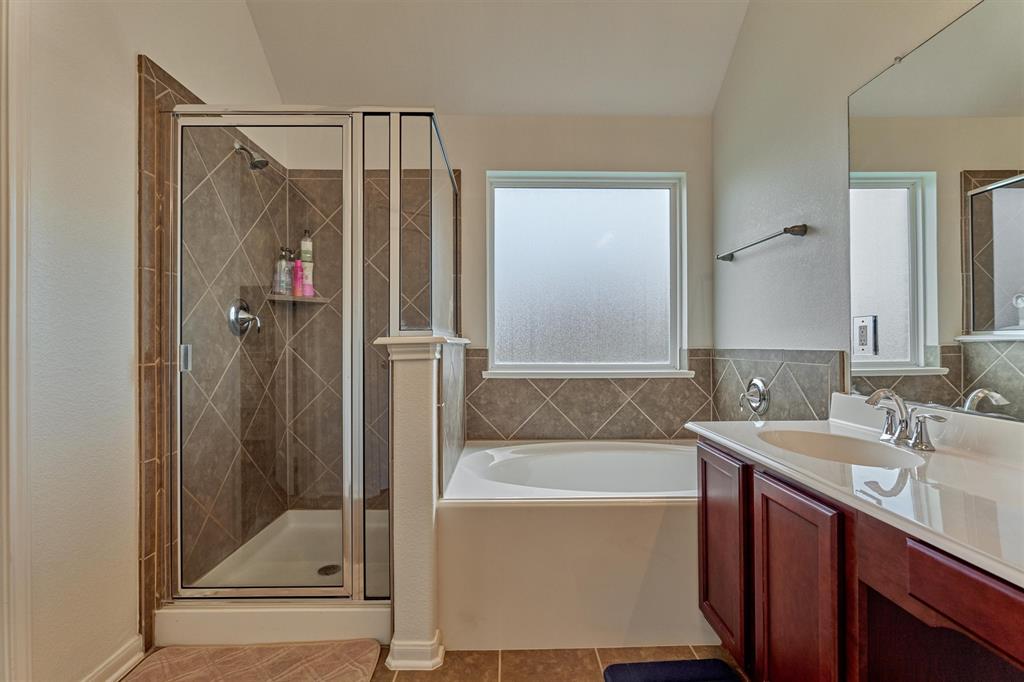 14092 Overstreet Drive, Willis, Texas image 31