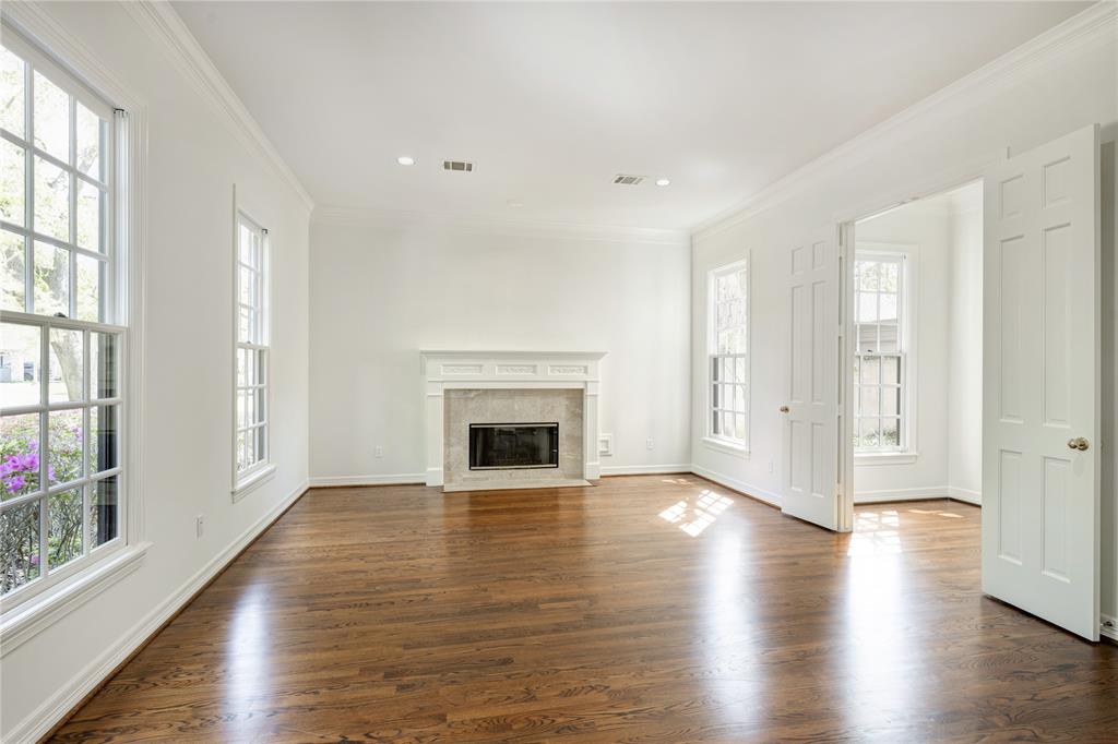4033 Piping Rock Lane, Houston, Texas image 11