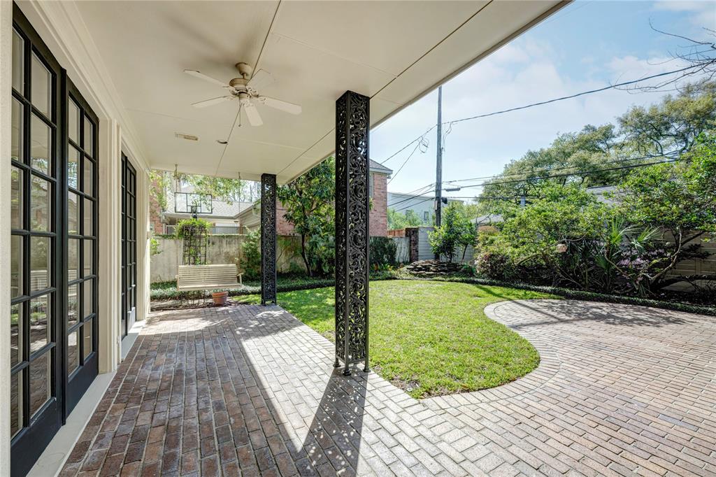 4033 Piping Rock Lane, Houston, Texas image 4