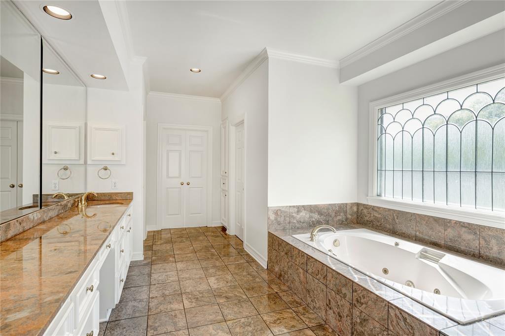 4033 Piping Rock Lane, Houston, Texas image 28