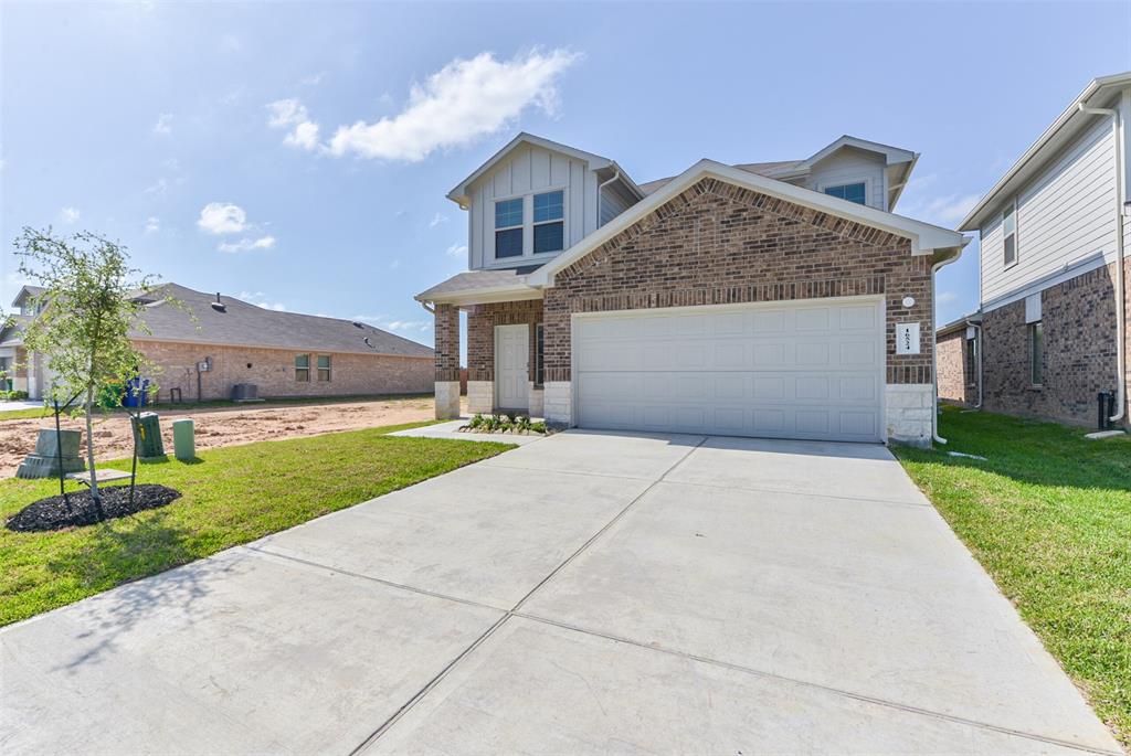 16524 Cascading Pines Ct