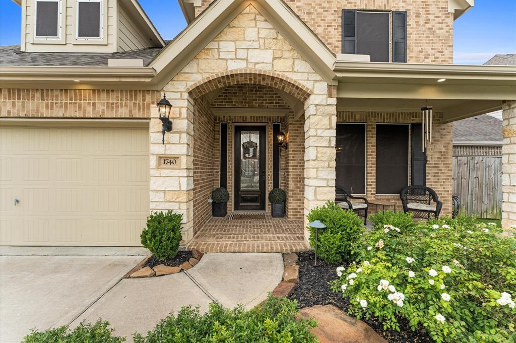 1740 Lake Raven Drive