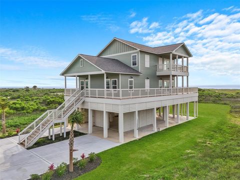 Single Family Residence in Galveston TX 26018 Bay Breeze Drive.jpg