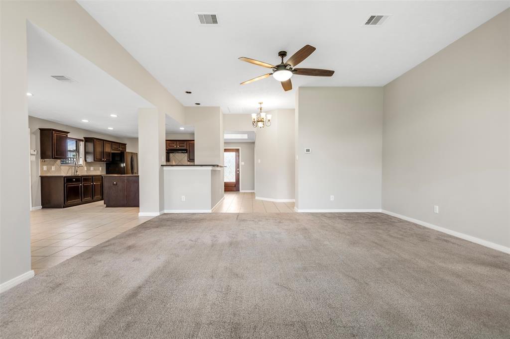 6739 Travis Street, Manvel, Texas image 8