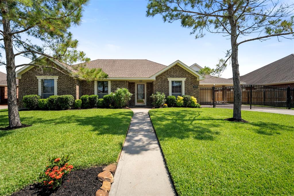 6739 Travis Street, Manvel, Texas image 1