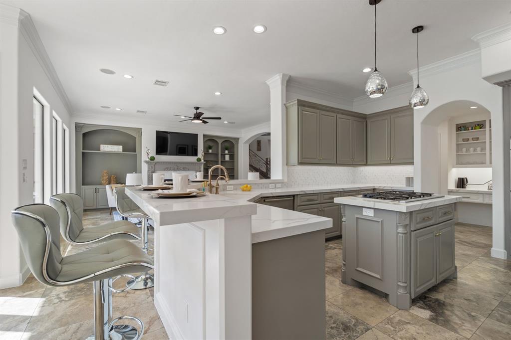 61 Open Sands Court, Sugar Land, Texas image 10