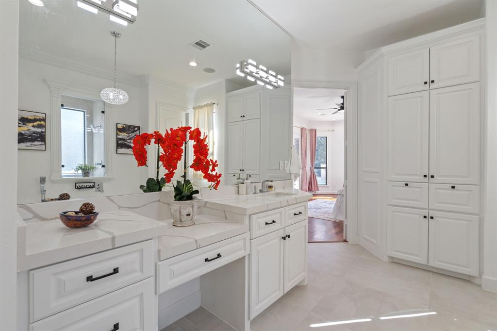 61 Open Sands Court, Sugar Land, Texas image 21