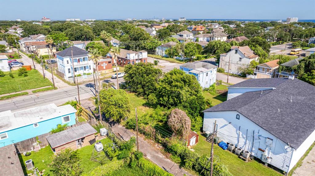 1513 35th Street, Galveston, Texas image 9