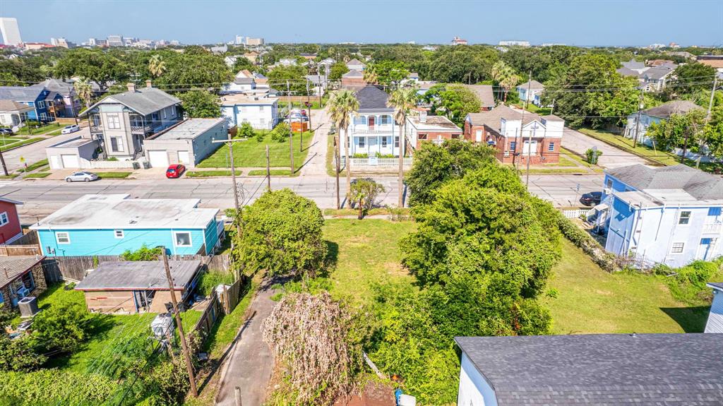 1513 35th Street, Galveston, Texas image 8