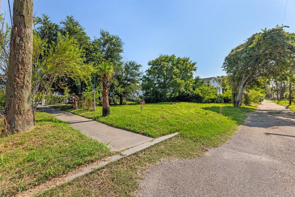 1513 35th Street, Galveston, Texas image 23