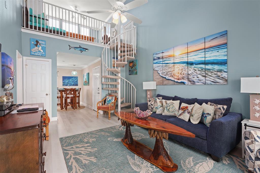 7000 Seawall Boulevard 236