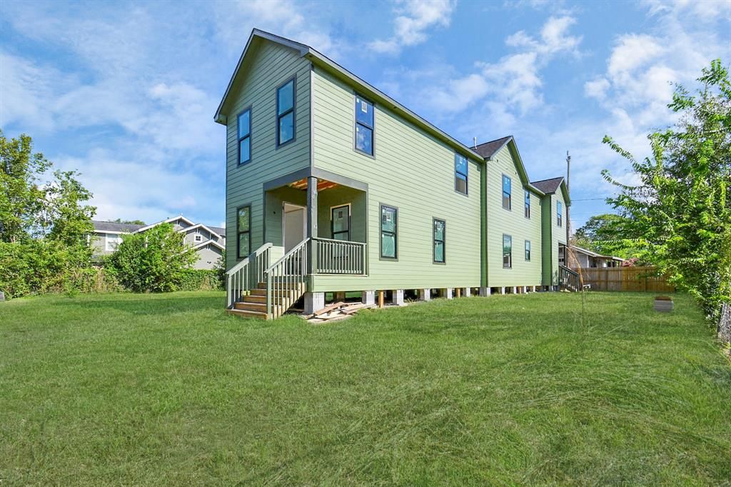 listing image 0