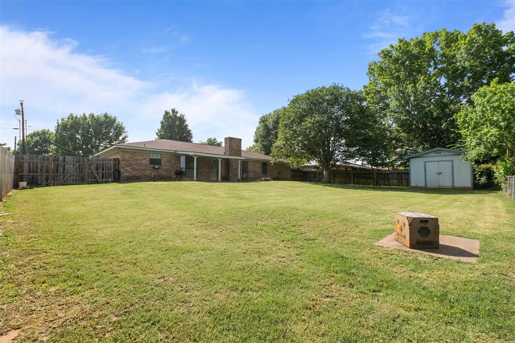 608 Craig Drive, Palestine, Texas image 21