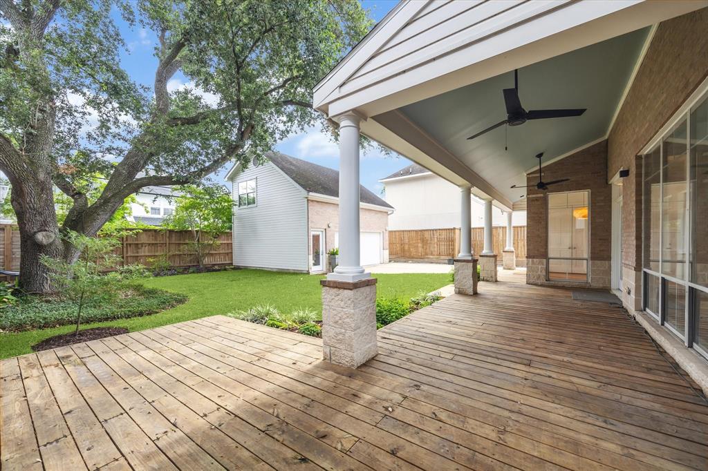 4521 Palmetto Street