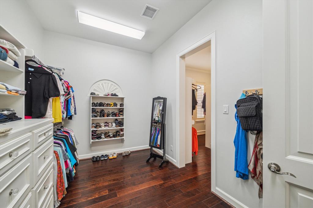 1527 Sheltering Oaks Lane, Kingwood, Texas image 40