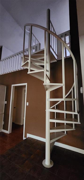 532 S Rivershire Drive, Conroe, Texas image 30