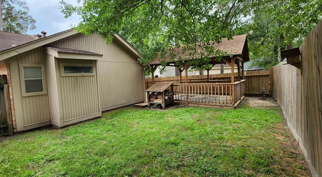 532 S Rivershire Drive, Conroe, Texas image 4
