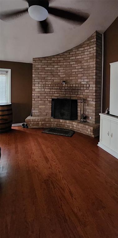 532 S Rivershire Drive, Conroe, Texas image 16