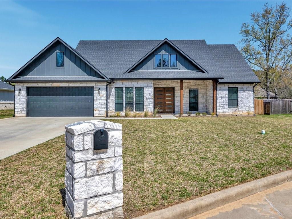 115 Timber Creek Drive, Lufkin, Texas image 1