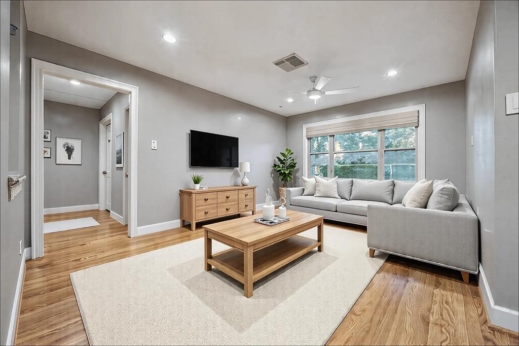 2110 Lamonte Lane, Houston, Texas image 3