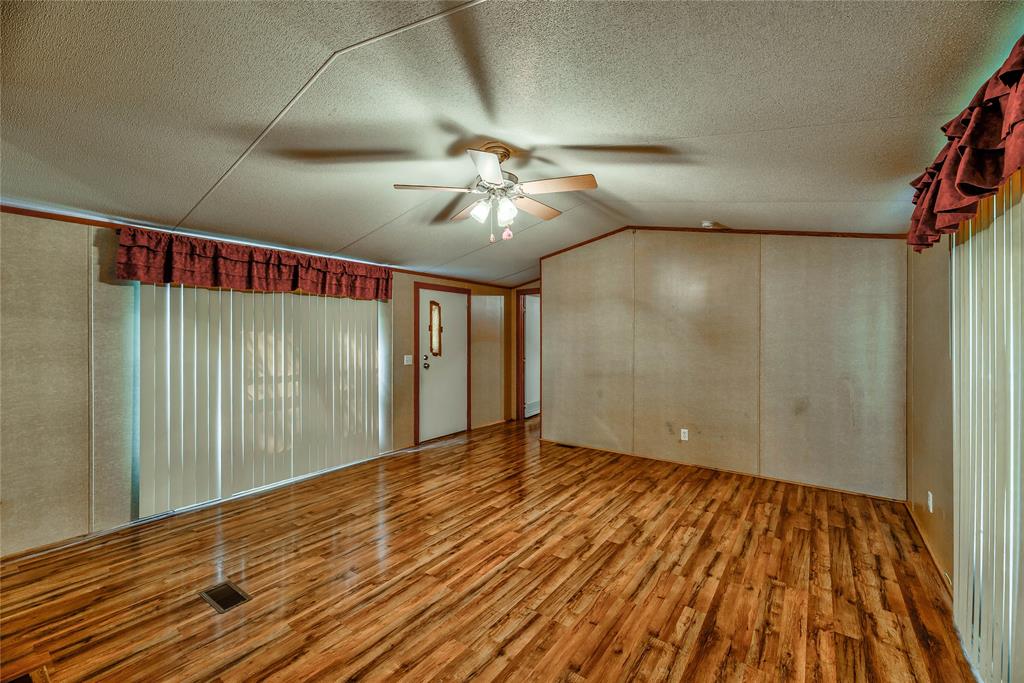 182 Dickens Oaks, Livingston, Texas image 5