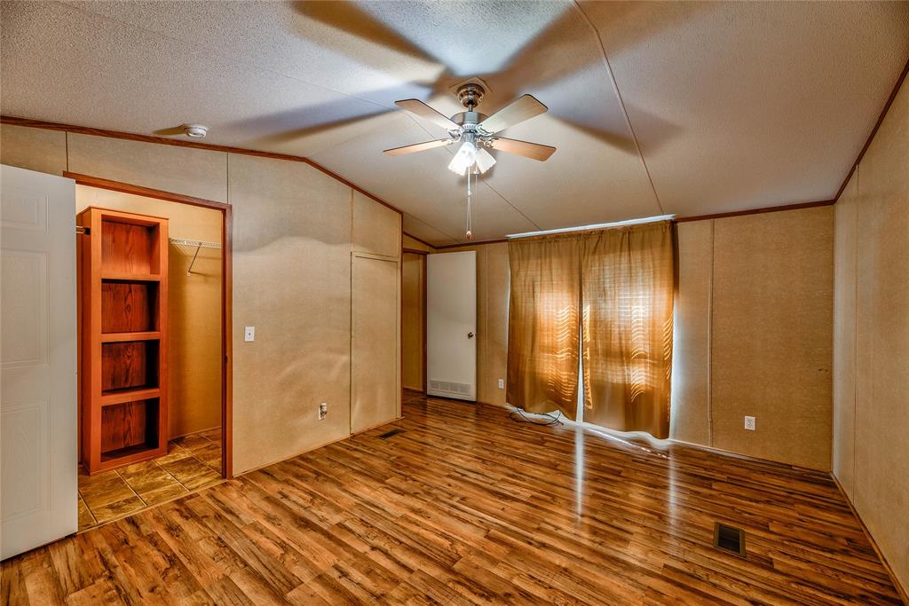 182 Dickens Oaks, Livingston, Texas image 11