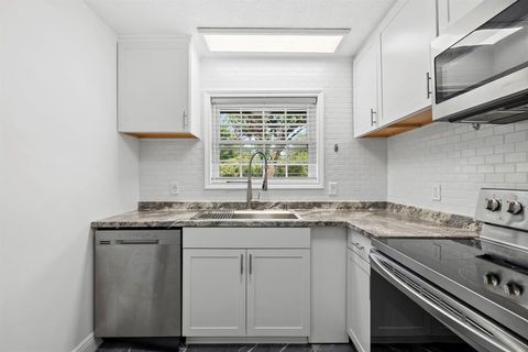 7900 Westheimer Road 121 Houston TX 77063