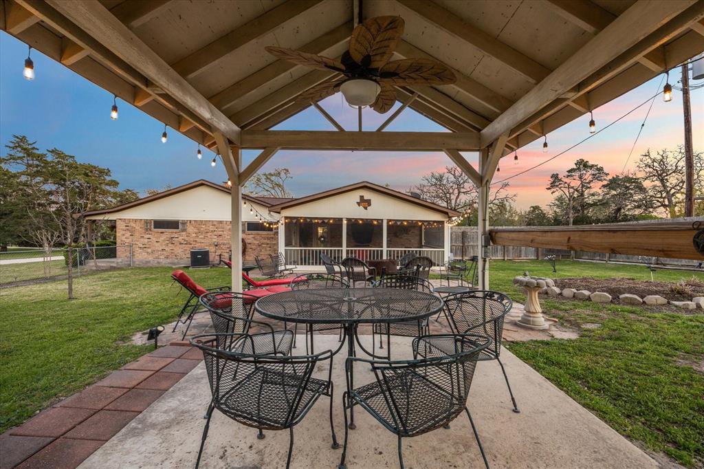 1250 Sherwood Road, Brenham, Texas image 26