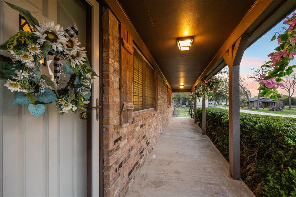 1250 Sherwood Road, Brenham, Texas image 6