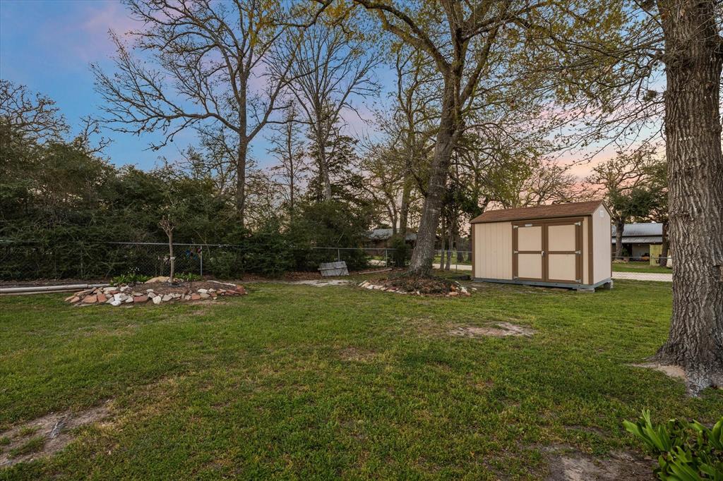 1250 Sherwood Road, Brenham, Texas image 27