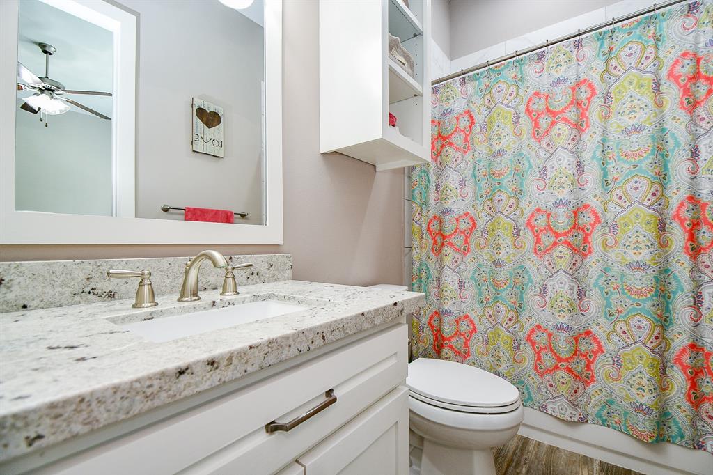 5808 Village Green Drive, Katy, Texas image 38